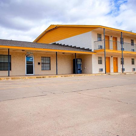 Duncan Inn By Oyo, Ok - Hwy 81 Near Chisholm Casino Exterior photo