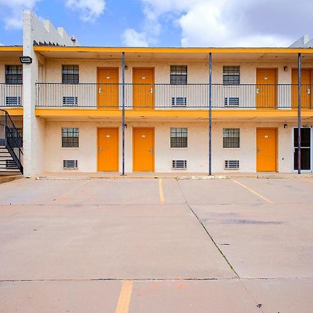 Duncan Inn By Oyo, Ok - Hwy 81 Near Chisholm Casino Exterior photo